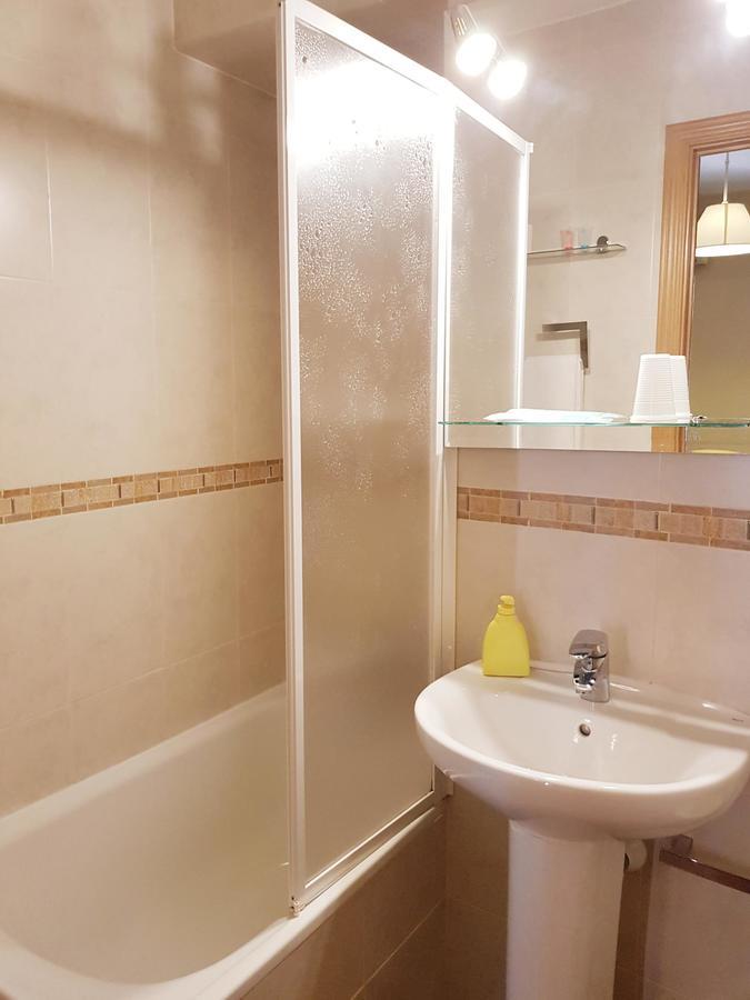 Hostal Puerta Bonita Vista Alegre Madrid Eksteriør bilde